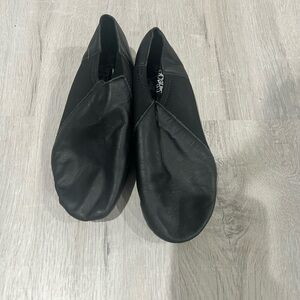 Girls black dance jazz shoes